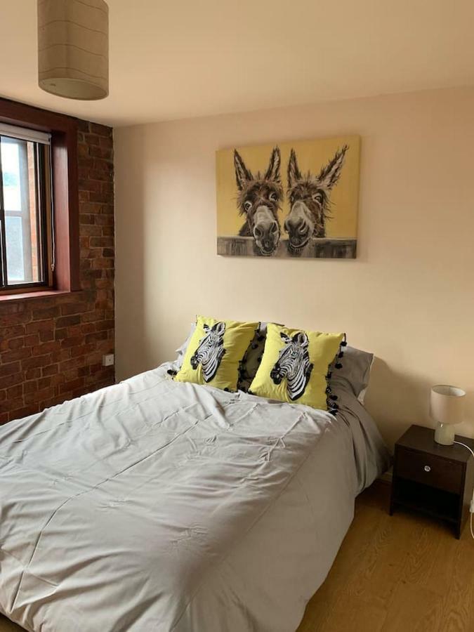 2 Bed Duplex Penthouse Apartment By Mathew Street Sleeps 6 Liverpool Bagian luar foto